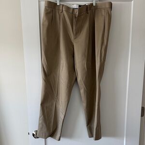 Dockers Classic Fit Men's Tan Dress Pants